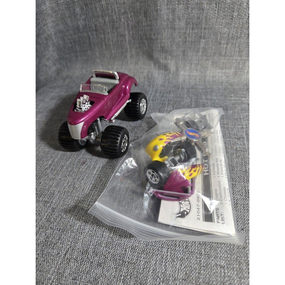 Mechanix Hot Wheels Hot Rod Roadster and Some Accessories